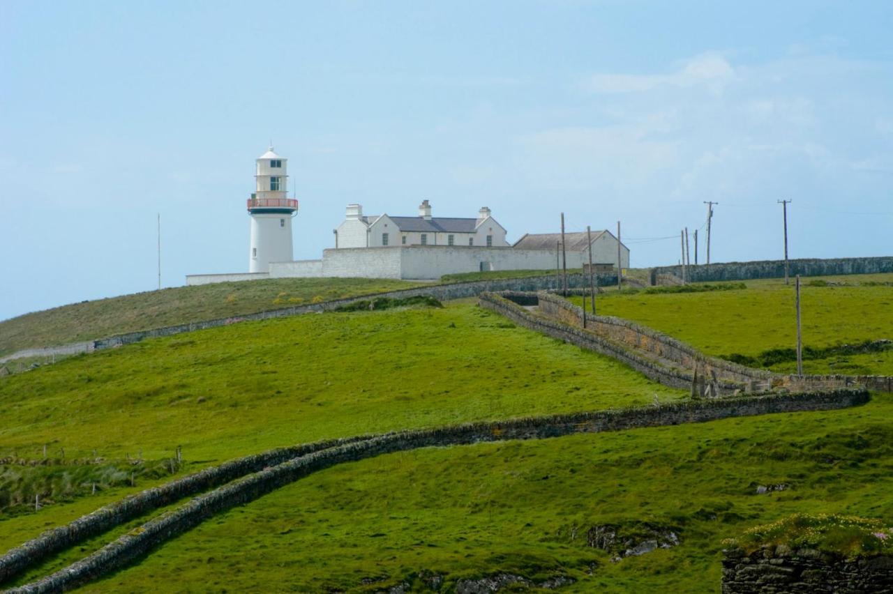 Galley Head Lightkeeper'S Houses Donoure Exterior photo